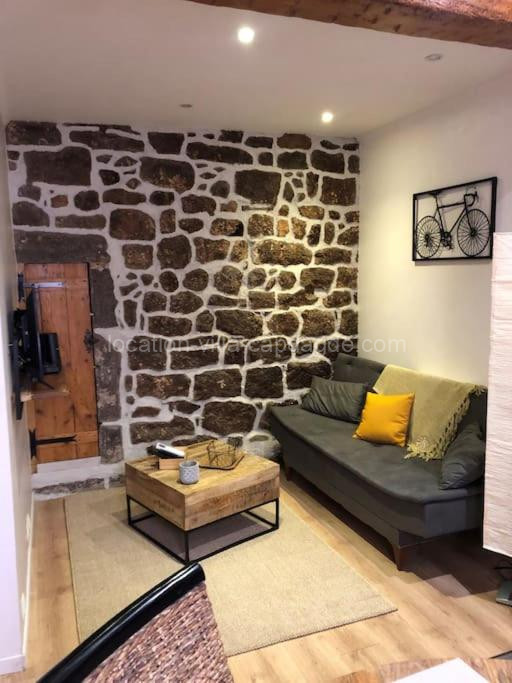 photo de La Pierre De Lave appartement Le Corsaire
