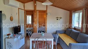 Chalet climatisé 2 chambres piscine chauffée à Agde
