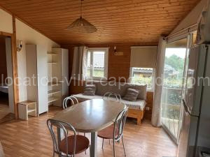 Chalet vue dégagée sur mer au loin à Agde