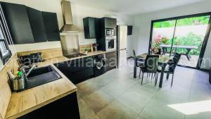 Instant Janin - Logement T3 climatisé plain pied avec jardin à Agde