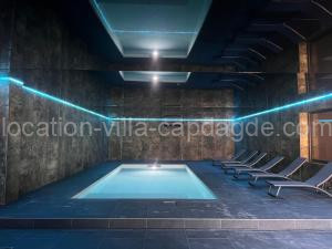 Villa 400m2 piscine intérieure très calme à Agde
